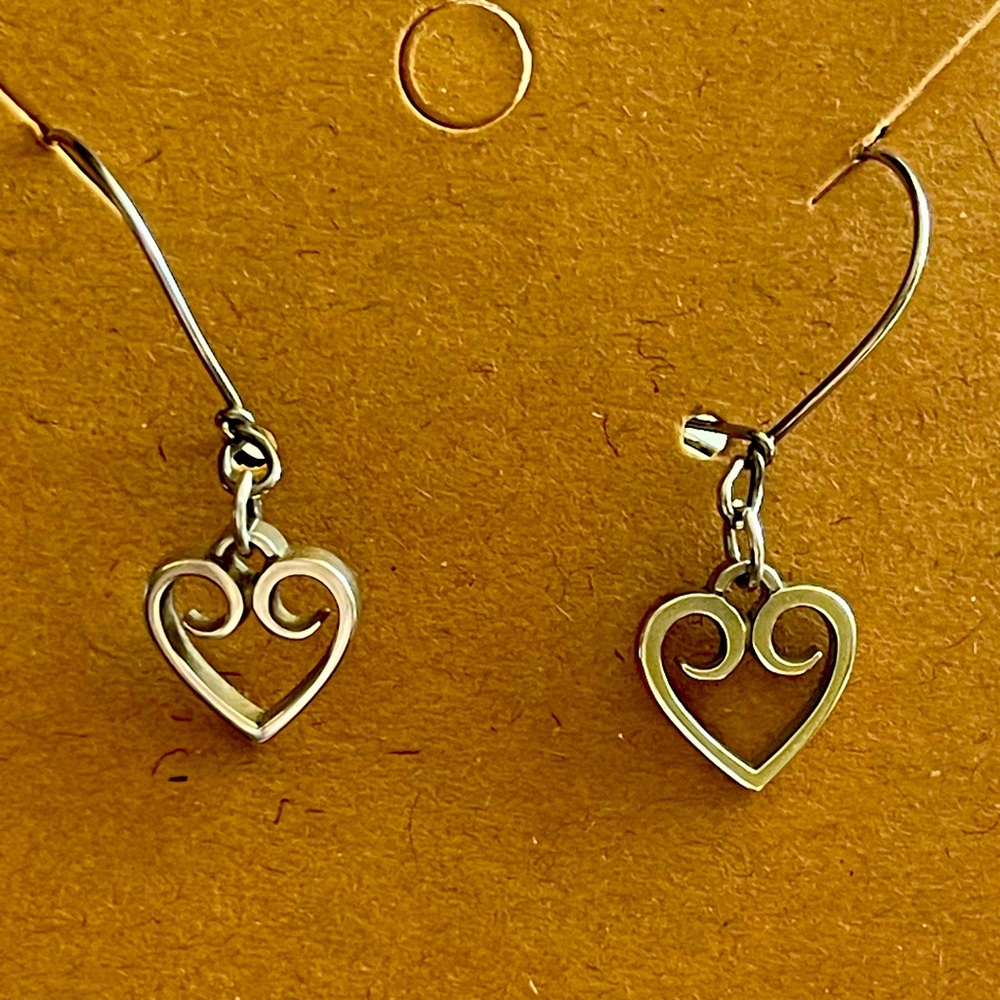 *Retired* James Avery Sterling Silver Dangle Heart Earrings